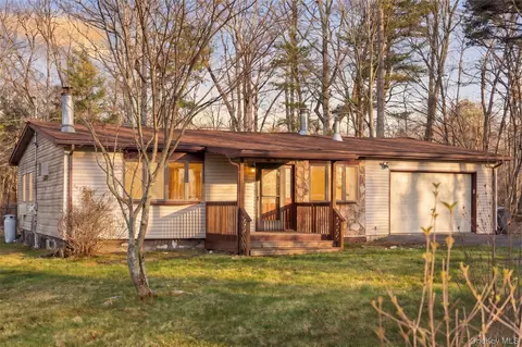 1073 Indian Springs Rd, Shawangunk, NY 12566