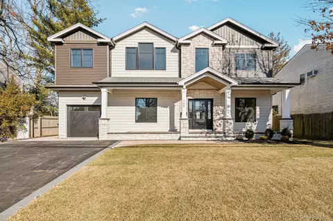 149 Harding St, Massapequa Park, NY 11762
