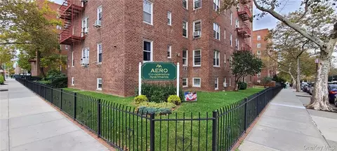 63-61 Yellowstone Blvd #2-J, New York, NY 11375