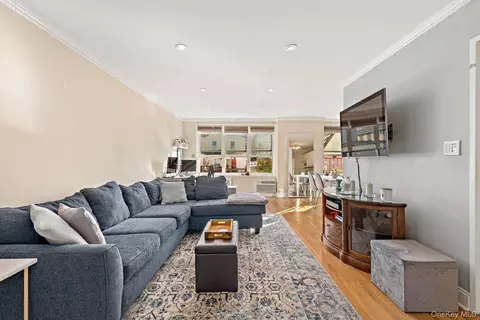 5730 Mosholu Ave #4F, New York, NY 10471