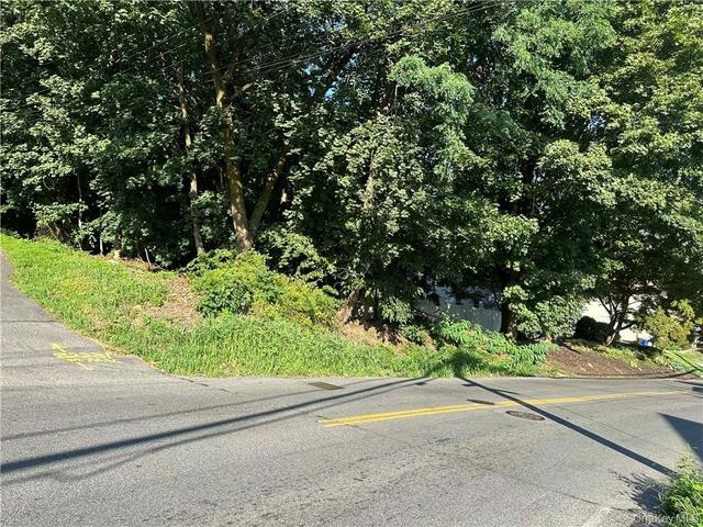 10-13 75 Dickinson Ave, Yonkers, NY 10703