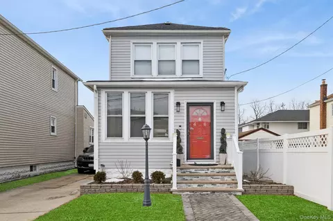 46 Benedict Ave, Valley Stream, NY 11580