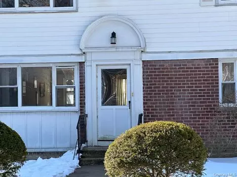 16-26 212 St #LOWER, Bayside, NY 11360