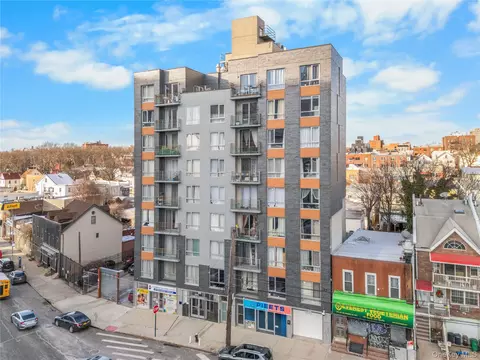 7009 45th Ave #3D, New York, NY 11377