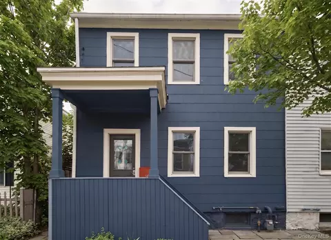 315 State, Hudson, NY 12534