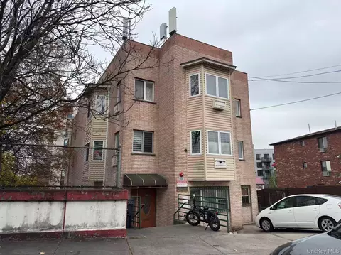 72-34 45th Ave, New York, NY 11377