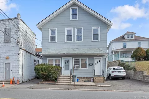 226 Glen Cove Ave, Glen Cove, NY 11542
