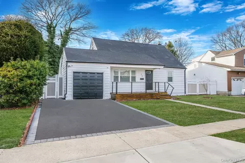 73 Midwood Ave, South Farmingdale, NY 11735