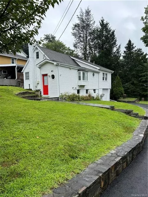 43 Rosedale Rd, Kent, NY 10512