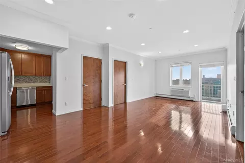 149-06 Northern Blvd #501, New York, NY 11354