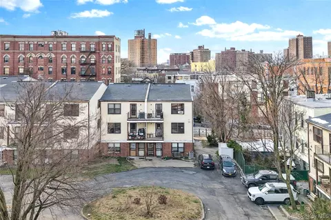 785 E 160th St #2B, New York, NY 10456