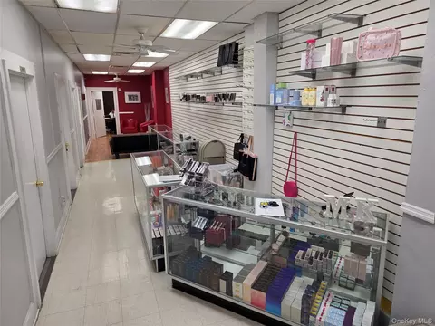 Entry Way - 328 Main St, Poughkeepsie, NY 12601 photo 1 of 1