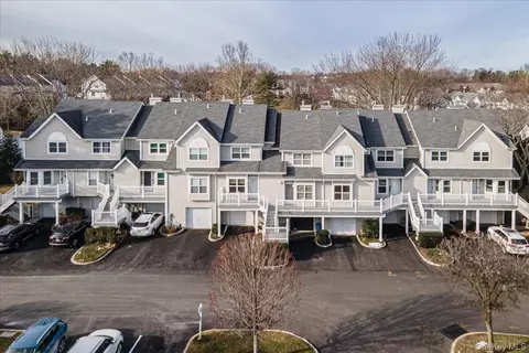 249 Windward Dr, Port Jefferson, NY 11777