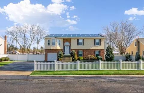 113 S 32nd St, Wyandanch, NY 11798
