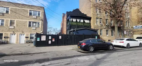 2759 Kingsbridge Ter, New York, NY 10463