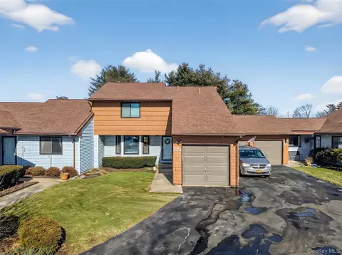 171 Melanie Way, Commack, NY 11725