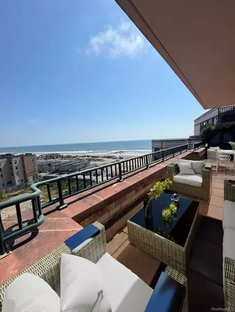 136 Beach 117 #706, New York, NY 11694