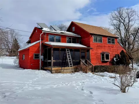 444 Hoagerburgh Rd, Shawangunk, NY 12566