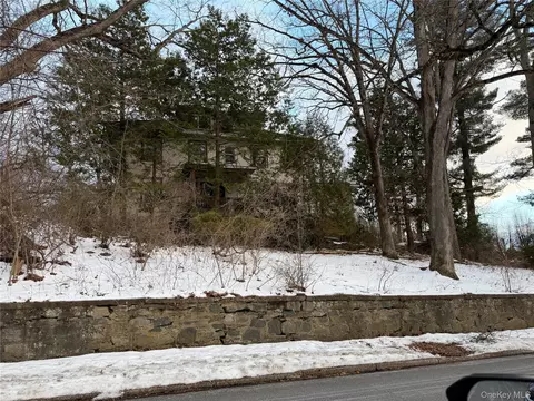 78 Woodcrest Ave, White Plains, NY 10604