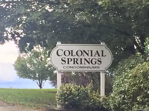 8 Colonial Rd #36, Beacon, NY 12508