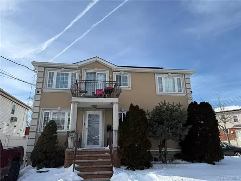 14408 Weller Ln, Rosedale, NY 11422