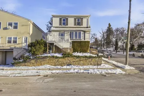 96 Gordon St, Yonkers, NY 10701