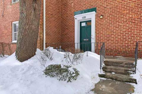 33 Fieldstone Dr #G4, Greenburgh, NY 10530