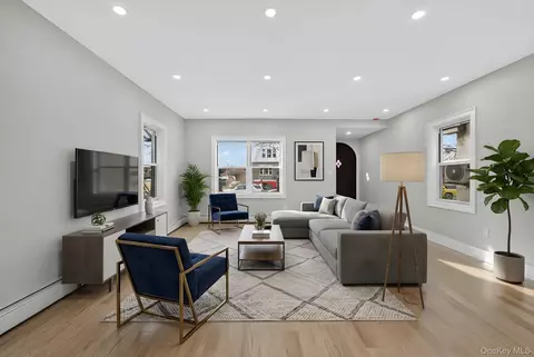 4058 Murdock Ave, New York, NY 10466