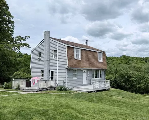 57 Boorman Rd, Middletown, NY 10940