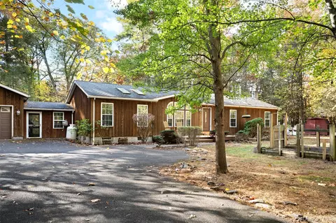 65 Cobble Creek Rd, Saugerties, NY 12477