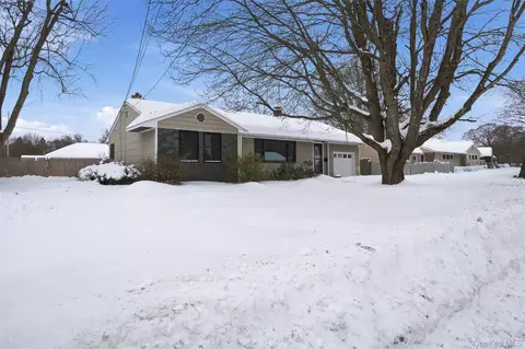 21 Edith Ave, Saugerties, NY 12477