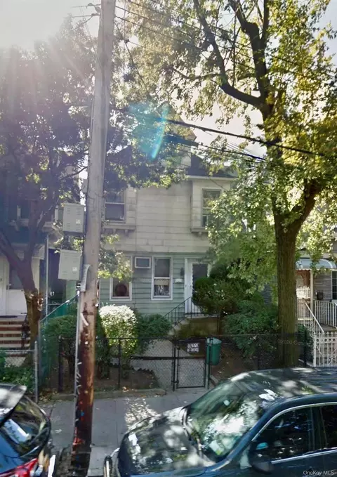 89-12 88th Ave, New York, NY 11421