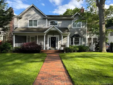 24 Loines Ave, Merrick, NY 11566