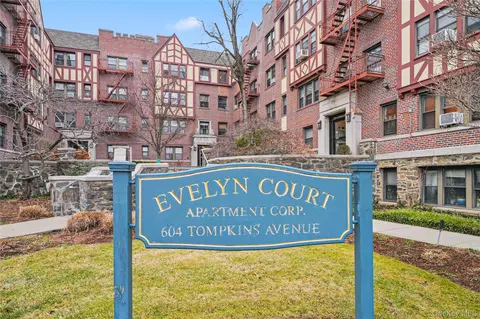 604 Tompkins Ave #E7, Mamaroneck, NY 10543