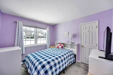 Bedroom - 220 Washington Ave, Patchogue, NY 11772 photo 4 of 4
