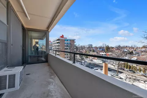 Exterior - 162-11 9th #7B, Beechhurst, NY 11357 photo 1 of 2