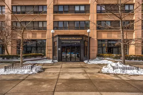 300 Cathedral Pkwy #5K, New York, NY 10026