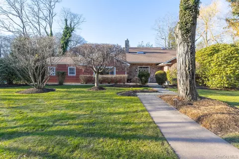 1 Cumberland Path, Setauket, NY 11733