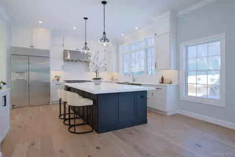 Kitchen - 50 Austin Pl, Briarcliff Manor, NY 10510 photo 1 of 1