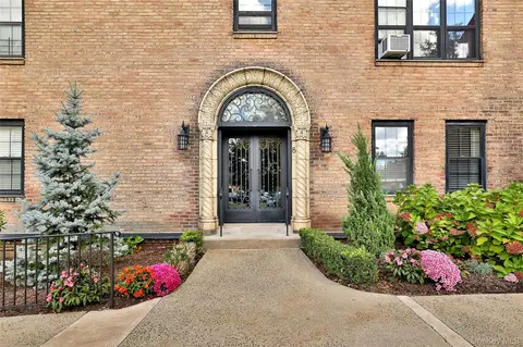 1273 North Ave #5H ENTRANCE 8, New Rochelle, NY 10804