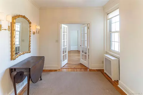 3 Tanglewylde Ave #5C, Bronxville, NY 10708