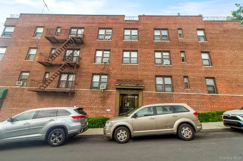 70 Sherman Ave #2K, Yonkers, NY 10705