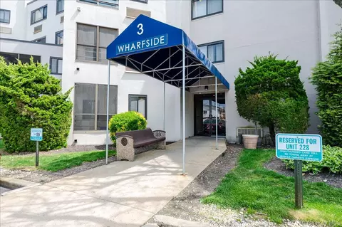 725 Miller Ave #318, Freeport, NY 11520