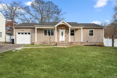 6 Edward Ct, Lake Ronkonkoma, NY 11779