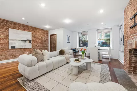 5 W 120th St #1, New York, NY 10027