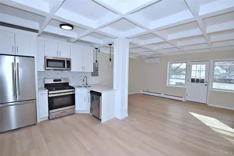 144-24 Village Rd #67-B, Jamaica, NY 11435