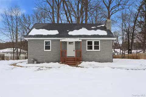 21 Janet Pl, Stony Point, NY 10980