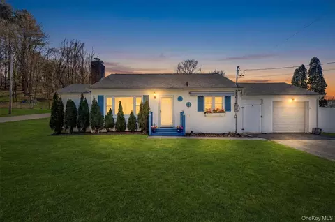 1 Gilbert St, Cortlandt, NY 10567