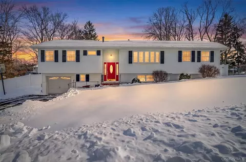 4 Adams Dr, Stony Point, NY 10980