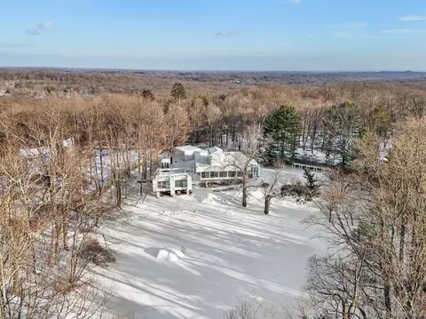 178 Hickory Kingdom Rd, Bedford, NY 10506